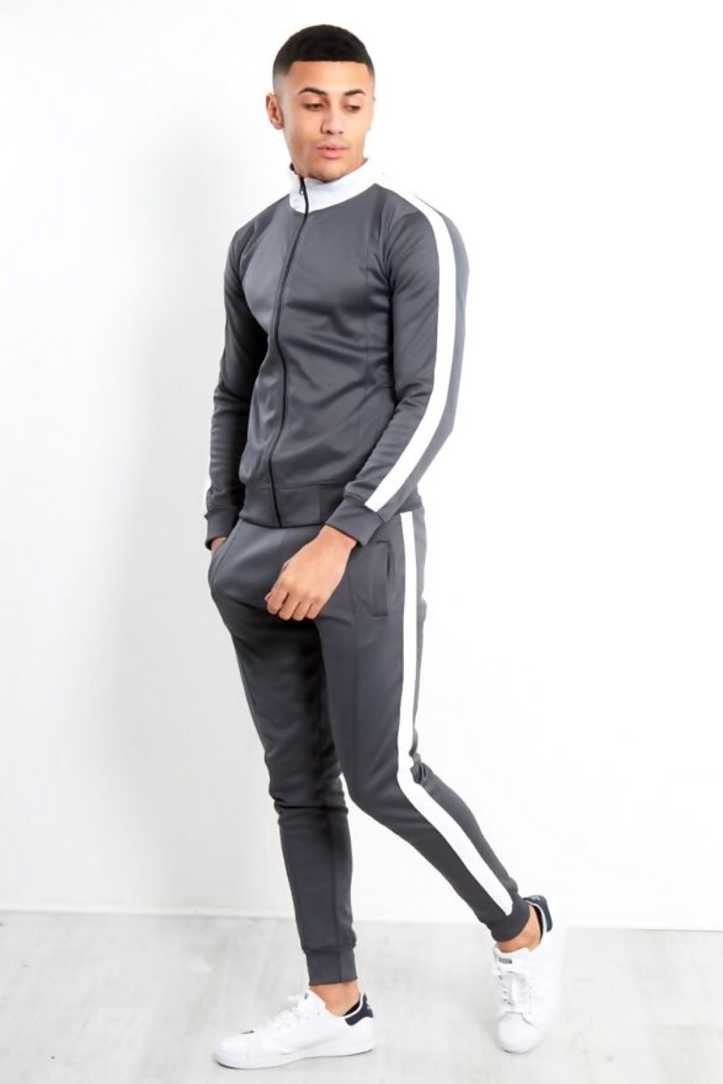 Clearance tracksuits hotsell